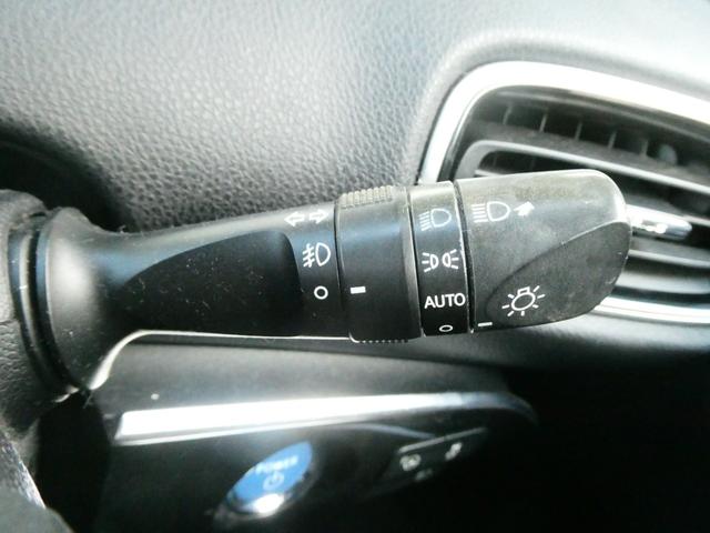 プリウスＰＨＶ Ａ　トヨタセーフティ　コーナーセンサー　レーダークルコン　衝突軽減　ドラレコ　Ｐアシスト　レーンアシスト　シートヒーター　ステアヒーター　ステリモ　ＴＲＤエアロ　Ｂカメラ　ＥＴＣ２．０　純正ＳＤナビ（48枚目）