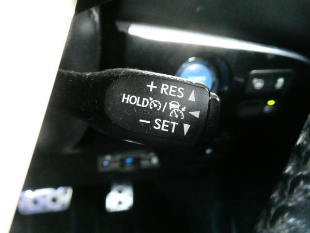 プリウスＰＨＶ Ａ　トヨタセーフティ　コーナーセンサー　レーダークルコン　衝突軽減　ドラレコ　Ｐアシスト　レーンアシスト　シートヒーター　ステアヒーター　ステリモ　ＴＲＤエアロ　Ｂカメラ　ＥＴＣ２．０　純正ＳＤナビ（50枚目）