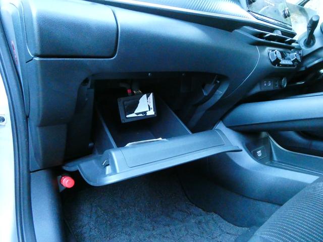 ノート Ｘ　プロパイロット　衝突軽減　全方位カメラ　コーナーセンサー　バックカメラ　レーンアシスト　ステリモ　デジタルミラー　シートヒーター　ステアヒーター　純正メモリーナビ　フルセグ　ＨＤＭＩ　ビルトインＥＴＣ（63枚目）