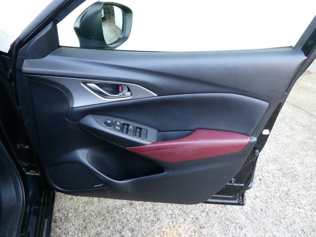 ＣＸ－３ ＸＤ　プロアクティブ　パワーシート　衝突軽減　レーダークルコン　パドルシフト　レーンアシスト　シートヒーター　ドラレコ　ステアスイッチ　ステアヒーター　ＢＳＭ　バックカメラ　コーナーセンサー　純正ＳＤナビ　フルセグ　ＥＴＣ（31枚目）