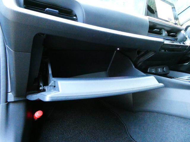 プリウス U トヨタセーフティ 衝突軽減 AC100V コーナーセンサー 全方位カメラ Bカメラ ステリモ ETC ドラレコ レーダークルコン レーンアシスト BSM 純正メモリーナビ フルセグ オートハイビーム(64枚目)