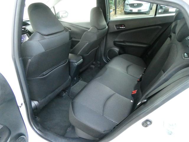 プリウス S レーダークルコン 衝突軽減 AC100V トヨタセーフティ バックカメラ ステアスイッチ ドラレコ 純正SDナビ フルセグ ビルトインETC コーナーセンサー オートハイビーム 純正15インチAW(15枚目)