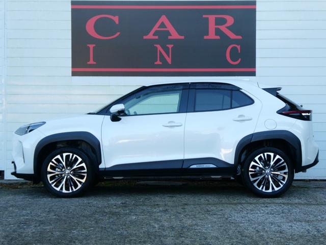 ヤリスクロス ハイブリッドＺ　トヨタセーフティ　衝突軽減　バックカメラ　レーダークルコン　全方位カメラ　レーンアシスト　ステリモ　パワーバックドア　パワーシート　前後ドラレコ　シートヒーター　純正メモリーナビ　ＡＣ１００Ｖ　ＥＴＣ（21枚目）