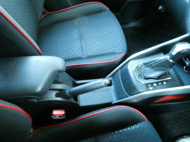 ライズ Ｚ　トヨタセーフティ　レーダークルコン　衝突軽減　レーンアシスト　アイスト　コーナーセンサー　ドラレコ　バックカメラ　ステアスイッチ　シートヒーター　ＥＴＣ２．０　純正ＳＤナビ　フルセグ　バックフォグ（11枚目）