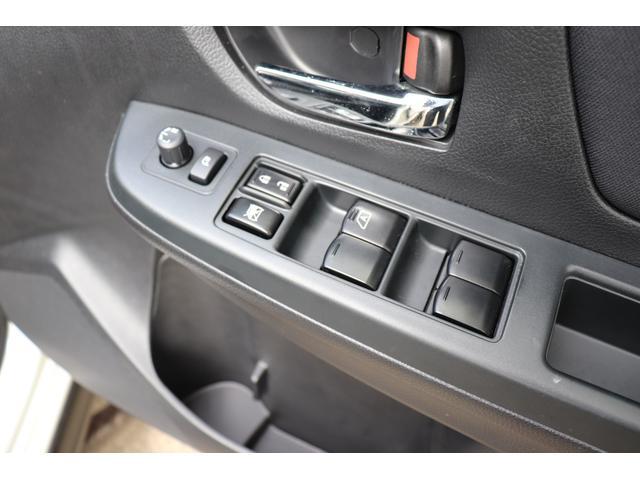 2.0i-L アイサイト ルーフレール ナビ BカメラETC アイサイト2 ルーフレール パナソニックストラーダナビ TV バックカメラ ETC アルミペダル プッシュ式エンジンスタート 本革調シートカバー(29枚目)