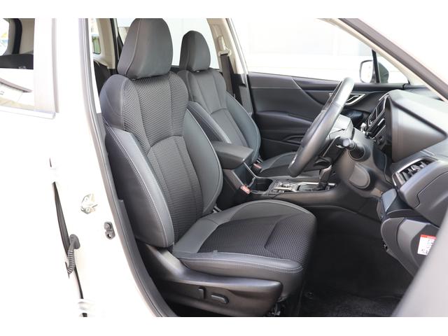 フォレスター アドバンスパワーリヤゲート　ルーフレールＦＳＢカメラナビ　ＥＴＣ　ドラレコ　オートビークルホールド　シートヒーター　スマートリヤビューミラー　ドライバーモニタリングシステム　ステアリングヒーター　シートポジションメモリー　スバルリヤビークルディテクション（11枚目）