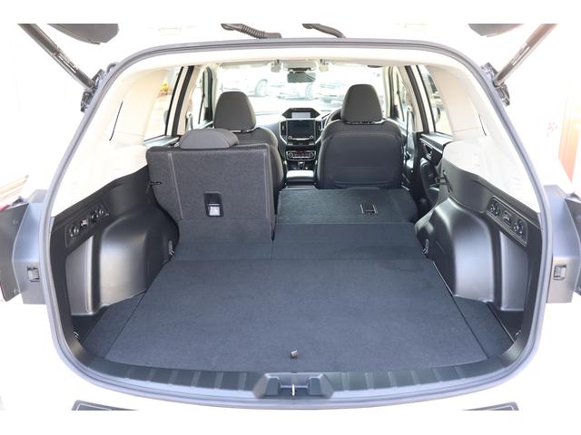 フォレスター アドバンスパワーリヤゲート　ルーフレールＦＳＢカメラナビ　ＥＴＣ　ドラレコ　オートビークルホールド　シートヒーター　スマートリヤビューミラー　ドライバーモニタリングシステム　ステアリングヒーター　シートポジションメモリー　スバルリヤビークルディテクション（43枚目）