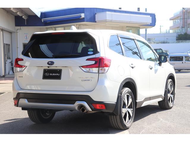 フォレスター アドバンス本革シート　パワーリヤゲートＦＳＢカメラ８型ナビ　ＥＴＣ　ドラレコ　スマートリヤビューミラー　ステアリングヒーター　オートビークルホールード　ドライバーモニタリングシステム　シートポジションメモリーアルミペダル　Ｘモードリヤビークルディテクション（2枚目）