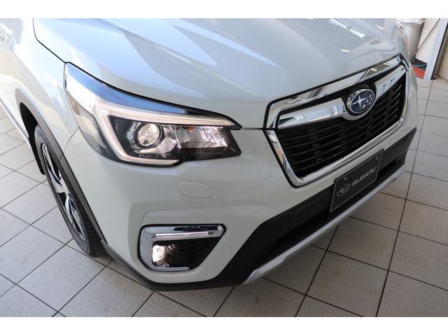 フォレスター アドバンス本革シート　パワーリヤゲートＦＳＢカメラ８型ナビ　ＥＴＣ　ドラレコ　スマートリヤビューミラー　ステアリングヒーター　オートビークルホールード　ドライバーモニタリングシステム　シートポジションメモリーアルミペダル　Ｘモードリヤビークルディテクション（16枚目）