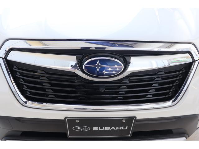 フォレスター アドバンス本革シート　パワーリヤゲートＦＳＢカメラ８型ナビ　ＥＴＣ　ドラレコ　スマートリヤビューミラー　ステアリングヒーター　オートビークルホールード　ドライバーモニタリングシステム　シートポジションメモリーアルミペダル　Ｘモードリヤビークルディテクション（17枚目）