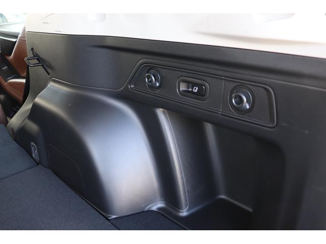 フォレスター アドバンス本革シート　パワーリヤゲートＦＳＢカメラ８型ナビ　ＥＴＣ　ドラレコ　スマートリヤビューミラー　ステアリングヒーター　オートビークルホールード　ドライバーモニタリングシステム　シートポジションメモリーアルミペダル　Ｘモードリヤビークルディテクション（47枚目）