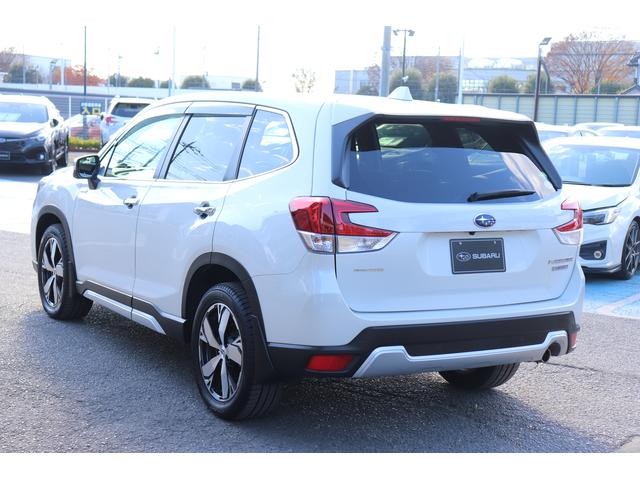 フォレスター アドバンス本革シート　パワーリヤゲートＦＳＢカメラ８型ナビ　ＥＴＣ　ドラレコ　スマートリヤビューミラー　ステアリングヒーター　オートビークルホールード　ドライバーモニタリングシステム　シートポジションメモリーアルミペダル　Ｘモードリヤビークルディテクション（60枚目）