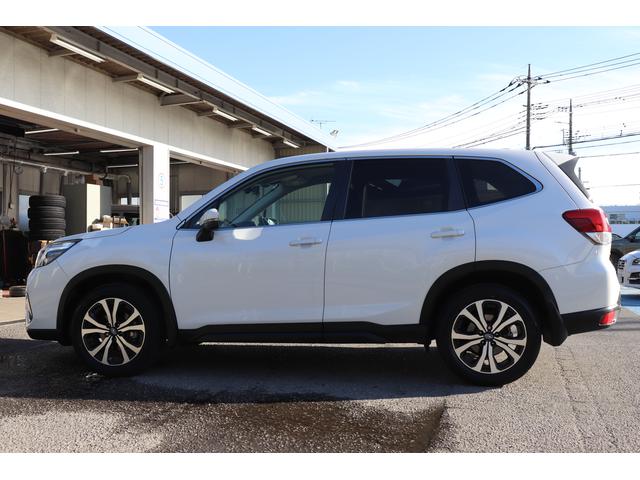 フォレスター プレミアム 8型ナビ ドラレコ カメラ Pリヤゲート パナソニック8型ナビ&TV フロント サイド バックカメラ ETC ドラレコ パワーリヤゲート スマートリヤビューミラー ステアリングヒーター アルミペダル Xモード(3枚目)