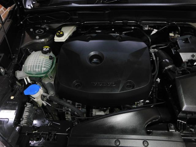 ＸＣ４０ Ｔ４　ＡＷＤ　インスクリプション　インテリセーフ　アンバー革　サンルーフ　ナビ　ＤＴＶ　ハーマンカードン　全方位カメラ　スマートキー　ＤＳＲＣ　オートＬＥＤ　アイシン製８速オートマ　禁煙車　ワンオーナー　整備記録簿　２０１９モデル（44枚目）