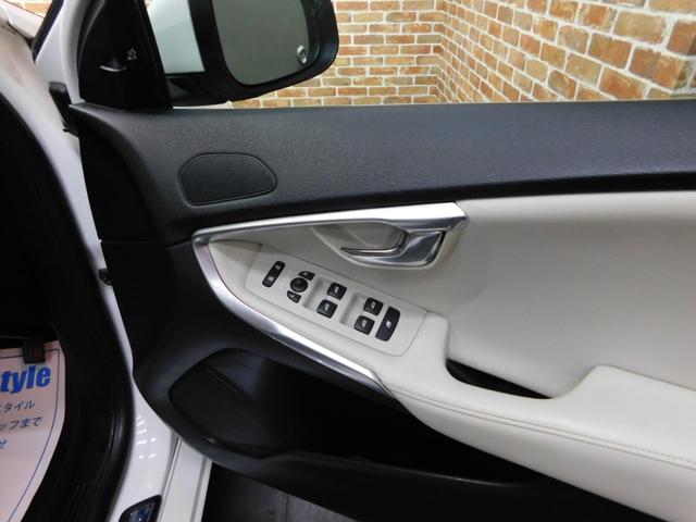Ｖ４０ Ｄ４　インスクリプション　ディーゼルターボ　２０１８モデル　インテリＳ　ブロンド革　パノラマルーフ　ナビ　バックカメラ　スマキー　ハーマンカードン　Ｐアシストパイロット　ドライブレコーダー　デイタイムＬＥＤ　禁煙車　整備記録簿（38枚目）