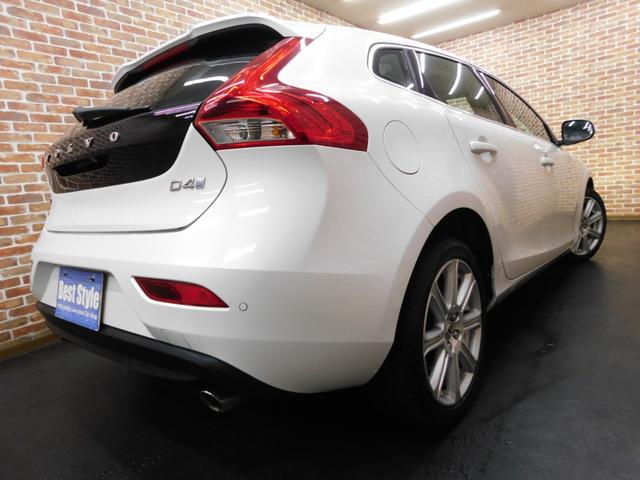 Ｖ４０ Ｄ４　インスクリプション　ディーゼルターボ　２０１８モデル　インテリＳ　ブロンド革　パノラマルーフ　ナビ　バックカメラ　スマキー　ハーマンカードン　Ｐアシストパイロット　ドライブレコーダー　デイタイムＬＥＤ　禁煙車　整備記録簿（55枚目）