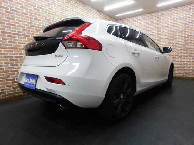 【自動車公正取引協議会・埼玉県中古自動車販売商工組合など各組織に加盟】車種専門の整備士による最大１２０項目にわたる展示前点検や納車前完成検査を行いますのでご安心してお乗り頂けます♪