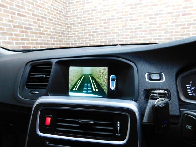 D4 SE ディーゼルターボ ポールスターpkg インテリセーフ 黒革 純正ナビ DTV バックカメラ スマートキー DSRC キセノン アイシン製8速オートマ 禁煙車 整備記録簿 2016モデル(10枚目)
