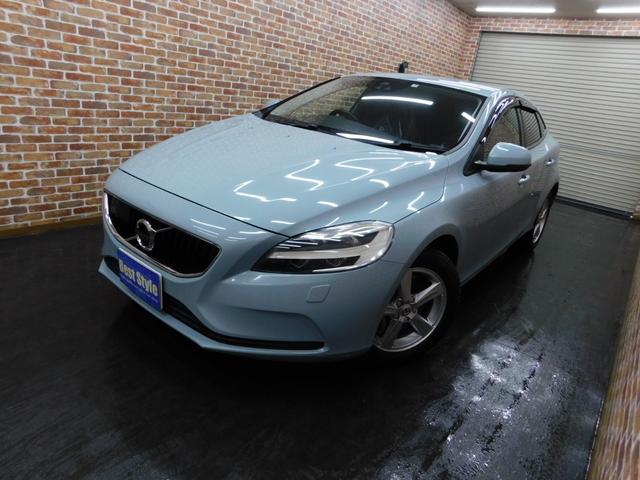 Ｖ４０ Ｔ３　アニバーサリーエディション　２００台特別限定車　インテリセーフ　純正ナビ　ＤＴＶ　バックカメラ　ＤＳＲＣ　トールハンマーＬＥＤヘッドライト　アイシン製６速オートマ　禁煙車　整備記録簿　２０１７モデル（28枚目）