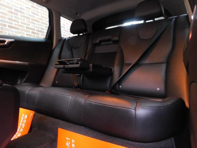 ＸＣ６０ Ｔ５　ＡＷＤ　ＳＥ　インテリセーフ　黒革　ナビ　サイド＆バックカメラ　スマートキー　ＤＳＲＣ　前後ドライブレコーダー（純正）　オートキセノン　アイシン製６速オートマ　禁煙車　ワンオーナー　整備記録簿全Ｄ　２０１６モデル（22枚目）