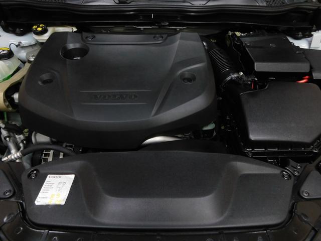 Ｖ４０ Ｄ４　インスクリプション　ディーゼルターボ　インテリセーフ　ブロンド革　ナビ　ＤＴＶ　ハーマンカードン　バックカメラ　スマキー　ＤＳＲＣ　ＬＥＤへッド　アイシン製８速ＡＴ　禁煙車　ワンオーナー　整備記録簿　２０１７モデル（49枚目）