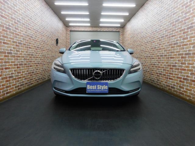 Ｖ４０ Ｄ４　インスクリプション　ディーゼルターボ　インテリセーフ　ブロンド革　ナビ　ＤＴＶ　ハーマンカードン　バックカメラ　スマキー　ＤＳＲＣ　ＬＥＤへッド　アイシン製８速ＡＴ　禁煙車　ワンオーナー　整備記録簿　２０１７モデル（57枚目）