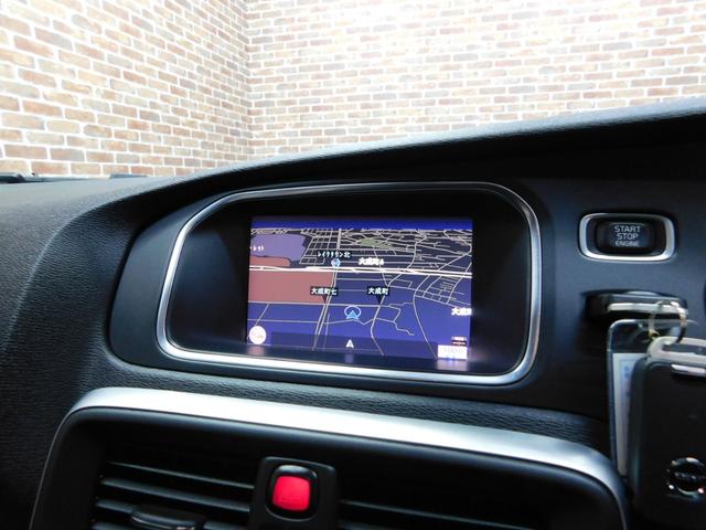 Ｖ４０ Ｄ４　ダイナミックエディション　ディーゼルターボ　特別仕様車　インテリセーフ　ハーフ革　ナビ　ＤＴＶ　バックカメラ　スマキー　ＤＳＲＣ　デイタイムランプ　アイシン製８速オートマ　禁煙車　ワンオーナー　整備記録簿　２０１８モデル（9枚目）