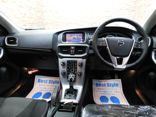 Ｖ４０ Ｄ４　ダイナミックエディション　ディーゼルターボ　特別仕様車　インテリセーフ　ハーフ革　ナビ　ＤＴＶ　バックカメラ　スマキー　ＤＳＲＣ　デイタイムランプ　アイシン製８速オートマ　禁煙車　ワンオーナー　整備記録簿　２０１８モデル（42枚目）
