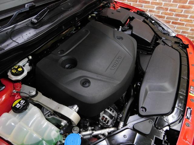 Ｖ４０ Ｄ４　Ｒデザイン　チューンド　バイ　ポールスター　ディーゼルターボ　５０台特別限定車　インテリセーフ　黒革　ナビ　バックカメラ　スマートキー　ＤＳＲＣ　ＬＥＤ　新品タイヤ４本取り付け　アイシン製８速オートマ　ワンオーナー　整備記録簿　２０１８モデル（58枚目）