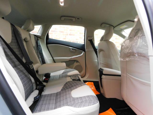 Ｖ４０ Ｔ３　タックエディション　特別仕様車　インテリセーフ　シティウィーブシート　ナビ　バックカメラ　スマートキー　ＤＳＲＣ　デイタイムＬＥＤ　Ｐアシストパイロット　ドラレコ　アイシン製６速オートマ　整備記録簿　２０１９最終モデル（18枚目）