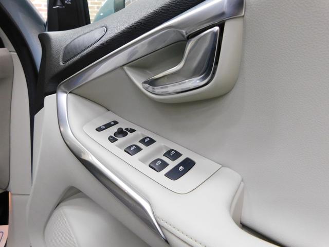 Ｖ４０ Ｔ３　インスクリプション　インテリセーフ　ブロンド革　ナビ　バックカメラ　スマートキー　ＤＳＲＣ　純正ドライブレコーダー　ｈａｒｍａｎｋａｒｄｏｎ　デイタイムＬＥＤ　アイシン６速オートマ　禁煙車　ワンオーナー　２０１８モデル（36枚目）