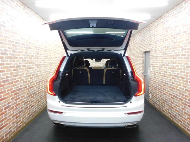 ＸＣ９０ Ｔ６　ＡＷＤ　インスクリプション　ポールスターｐｋｇ　インテリセーフ　アンバー革　ナビ　ＤＴＶ　全方位カメラ　スマートキー　ＤＳＲＣ　ＬＥＤへッド　ドラレコ（純正）　Ｐアシスト　アイシン製８速オートマ　整備記録簿　２０１７モデル（8枚目）