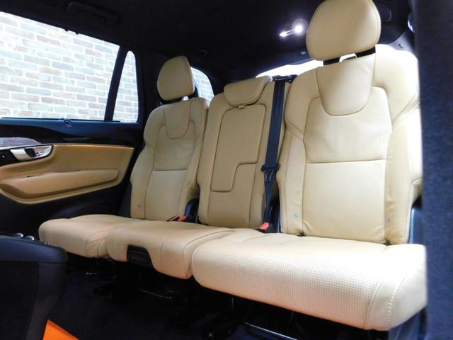 ＸＣ９０ Ｔ６　ＡＷＤ　インスクリプション　ポールスターｐｋｇ　インテリセーフ　アンバー革　ナビ　ＤＴＶ　全方位カメラ　スマートキー　ＤＳＲＣ　ＬＥＤへッド　ドラレコ（純正）　Ｐアシスト　アイシン製８速オートマ　整備記録簿　２０１７モデル（22枚目）