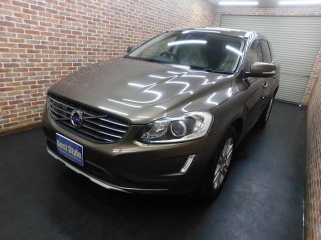 ＸＣ６０ Ｄ４　ＳＥ　ディーゼルターボ　ポールスターｐｋｇ　インテリセーフ　ベージュ革　ナビ　サイド＆バックカメラ　スマートキー　ＤＳＲＣ　オートキセノン　パワーバックドア　アイシン製８速オートマ　禁煙車　２０１６モデル（56枚目）