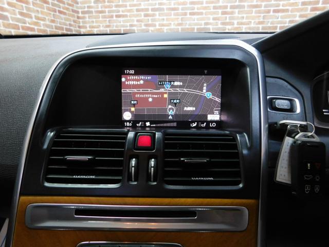 ＸＣ６０ Ｄ４　クラシック　ディーゼルターボ　インテリセーフ　黒革　サンルーフ　ナビ　サイド＆バックカメラ　スマートキー　ＤＳＲＣ　オートキセノン　ドラレコ　アイシン製８速オートマ　禁煙車　２オナ　整備記録簿　２０１７最終モデル（9枚目）