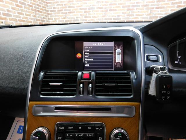 ＸＣ６０ Ｄ４　クラシック　ディーゼルターボ　インテリセーフ　黒革　サンルーフ　ナビ　サイド＆バックカメラ　スマートキー　ＤＳＲＣ　オートキセノン　ドラレコ　アイシン製８速オートマ　禁煙車　２オナ　整備記録簿　２０１７最終モデル（24枚目）