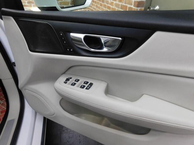 Ｖ６０ Ｔ５　インスクリプション　インテリセーフ　ブロンド革　サンルーフ　ナビ　ＤＴＶ　全方位カメラ　スマキー　ＤＳＲＣ　ドラレコ　ＬＥＤ　ｈａｒｍａｎｋａｒｄｏｎ　アイシン８速オートマ　禁煙車　１オナ　整備記録簿　２０２０モデル（38枚目）