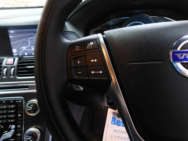 ＸＣ６０ Ｔ５　ＳＥ　セーフティｐｋｇ　黒革　ナビ　ＤＴＶ　サイド＆バックカメラ　スマキー　ＥＴＣ　オートキセノン　ドライブレコーダー　レーダー探知器　アイシン８速オートマ　ＥＲＳＴ製１９インチ　整備記録簿　２０１４モデル（23枚目）