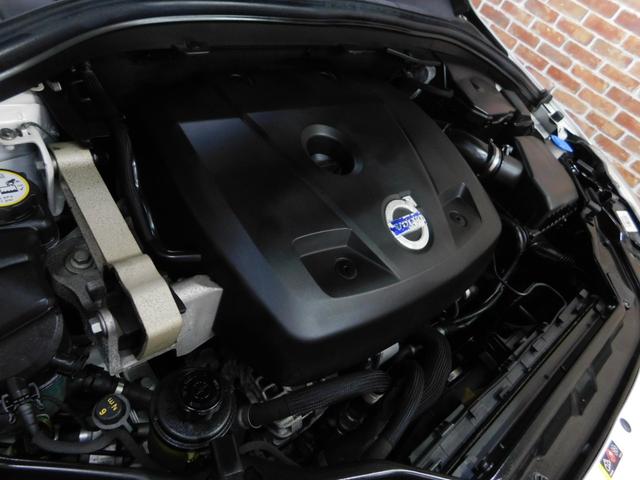 ＸＣ６０ Ｔ５　ＳＥ　セーフティｐｋｇ　黒革　ナビ　ＤＴＶ　サイド＆バックカメラ　スマキー　ＥＴＣ　オートキセノン　ドライブレコーダー　レーダー探知器　アイシン８速オートマ　ＥＲＳＴ製１９インチ　整備記録簿　２０１４モデル（46枚目）