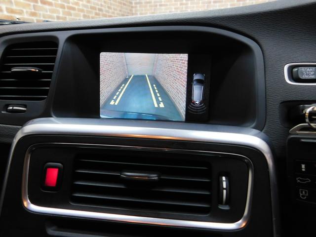 Ｖ６０ Ｔ５　ＳＥ　セーフティｐｋｇ　黒革　ナビ　ＤＴＶ　バックカメラ　ＥＴＣ　オートキセノン　アイシン製８速オートマ　禁煙車　整備記録簿　２０１４モデル（10枚目）