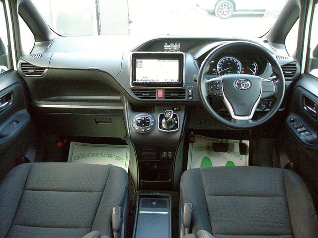 Navi/CD/DVD/AW/No-accidents/BackCamera/NonSmoking