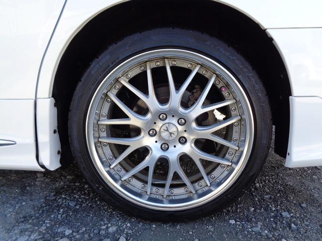 ヴェルファイアハイブリッド ＺＲ　Ｇエディション　フルバンパー仕様モデリスタ製エアロツアラーキット　モデリスタ製サスペンション　黒革　純正後席モニター　ＬＥＤデイライト　シートヒーター　ステリングヒーター　ＷＥＤＳ製アルミ　１オーナー禁煙　１５００Ｗ（13枚目）