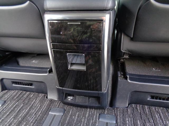 ヴェルファイアハイブリッド ＺＲ　Ｇエディション　フルバンパー仕様モデリスタ製エアロツアラーキット　モデリスタ製サスペンション　黒革　純正後席モニター　ＬＥＤデイライト　シートヒーター　ステリングヒーター　ＷＥＤＳ製アルミ　１オーナー禁煙　１５００Ｗ（41枚目）