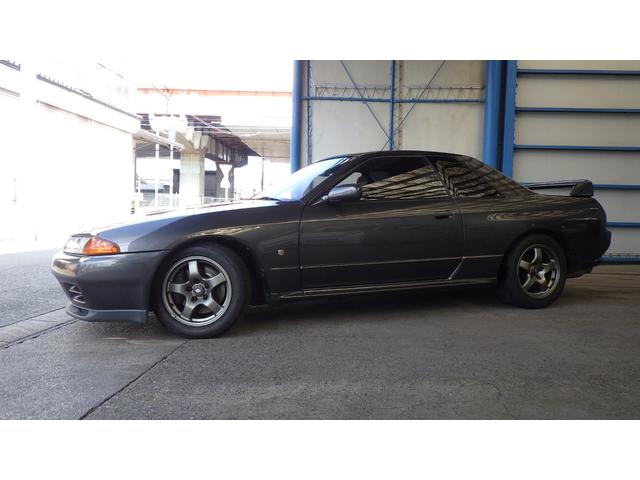 スカイライン GT-R 2.7リッター仕様 ワンオーナー 東名ポンカム 鍛造ピストン HKSGT2530 カムスプロケ EXEDYカーボントリプルクラッチ ER34キャリパー ローター ニスモアーム オーリンズ車高調(4枚目)
