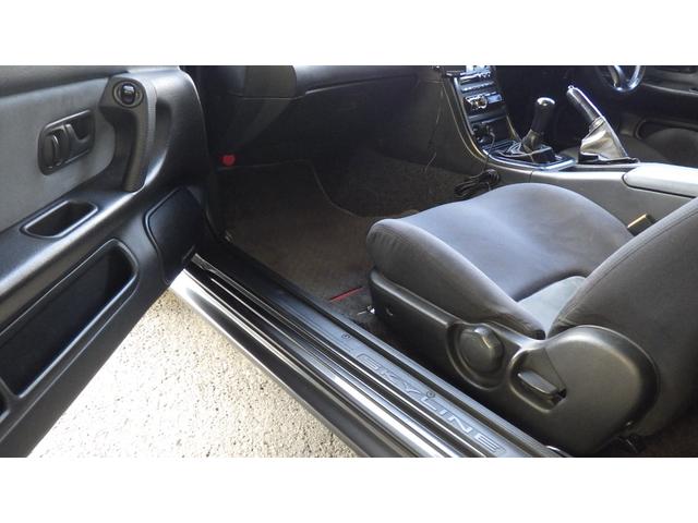 スカイライン GT-R 2.7リッター仕様 ワンオーナー 東名ポンカム 鍛造ピストン HKSGT2530 カムスプロケ EXEDYカーボントリプルクラッチ ER34キャリパー ローター ニスモアーム オーリンズ車高調(29枚目)