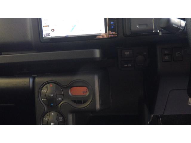 プロボックス ハイブリッドＧＸ　トヨタセーフィティセンス　純正バックカメラ内蔵ミラー　カロッツエリアナビ　フルセグ　キーレス　　プライバシーガラス　社外アルミホイール（27枚目）