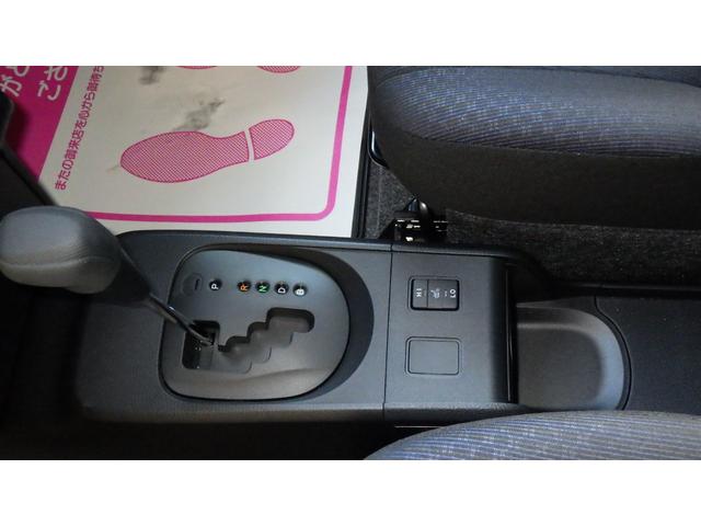 プロボックス ハイブリッドＧＸ　トヨタセーフィティセンス　純正バックカメラ内蔵ミラー　カロッツエリアナビ　フルセグ　キーレス　　プライバシーガラス　社外アルミホイール（32枚目）