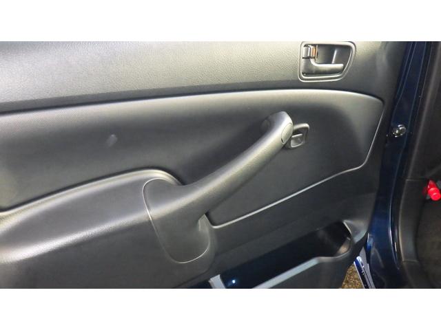 プロボックス ハイブリッドＧＸ　トヨタセーフィティセンス　純正バックカメラ内蔵ミラー　カロッツエリアナビ　フルセグ　キーレス　　プライバシーガラス　社外アルミホイール（33枚目）