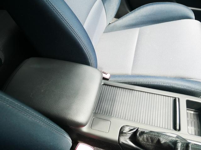 3.0RスペックB 6速MT SDナビエアロ車高調18AW(52枚目)