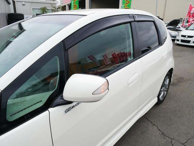 RS 6速MT 後期型 i―VTEC ETC クリアテール 電動格納ウィンカーミラー ドライブレコーダー ETC キーレス プライバシーガラス サイドバイザー(32枚目)